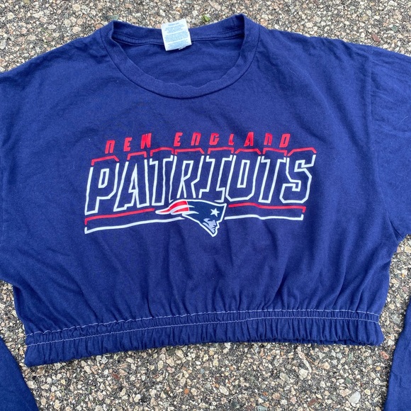 Patriots Long Sleeve Crop Top - Picture 3 of 3